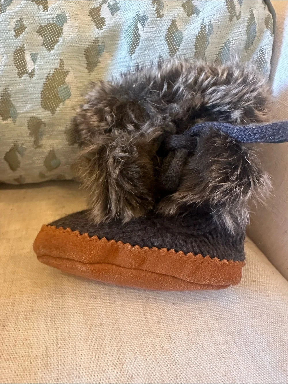 Restoration Hardware Brown Faux-Fur Trim Knit Kids Booties